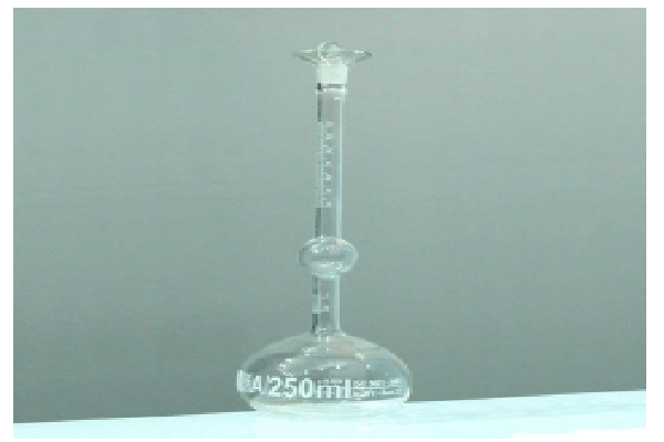 En esta guía de laboratorio establece el procedimiento del ensayo para determinar la densidad y la absorción del agregado fino, por medio de una prueba especificas en donde se evalúa la densidad aparente de la muestra y el porcentaje de absorción que tiene.