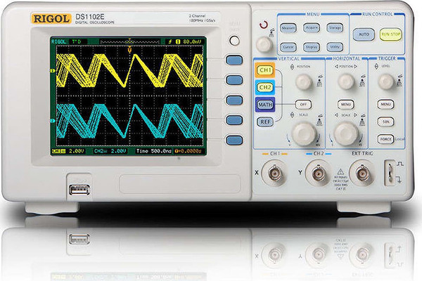 DS1102E