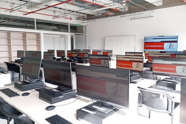 SALA DE INFORMÁTICA 1 TECHNE