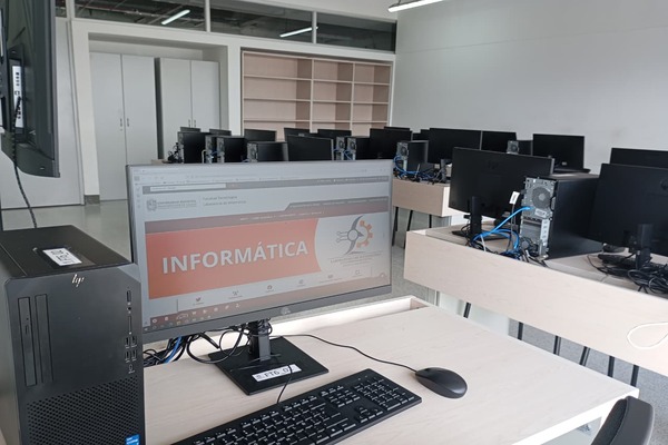 LABORATORIO DE INGENIERÍA DE SOFTWARE Y COMPUTACIÓN MÓVIL TECHNE